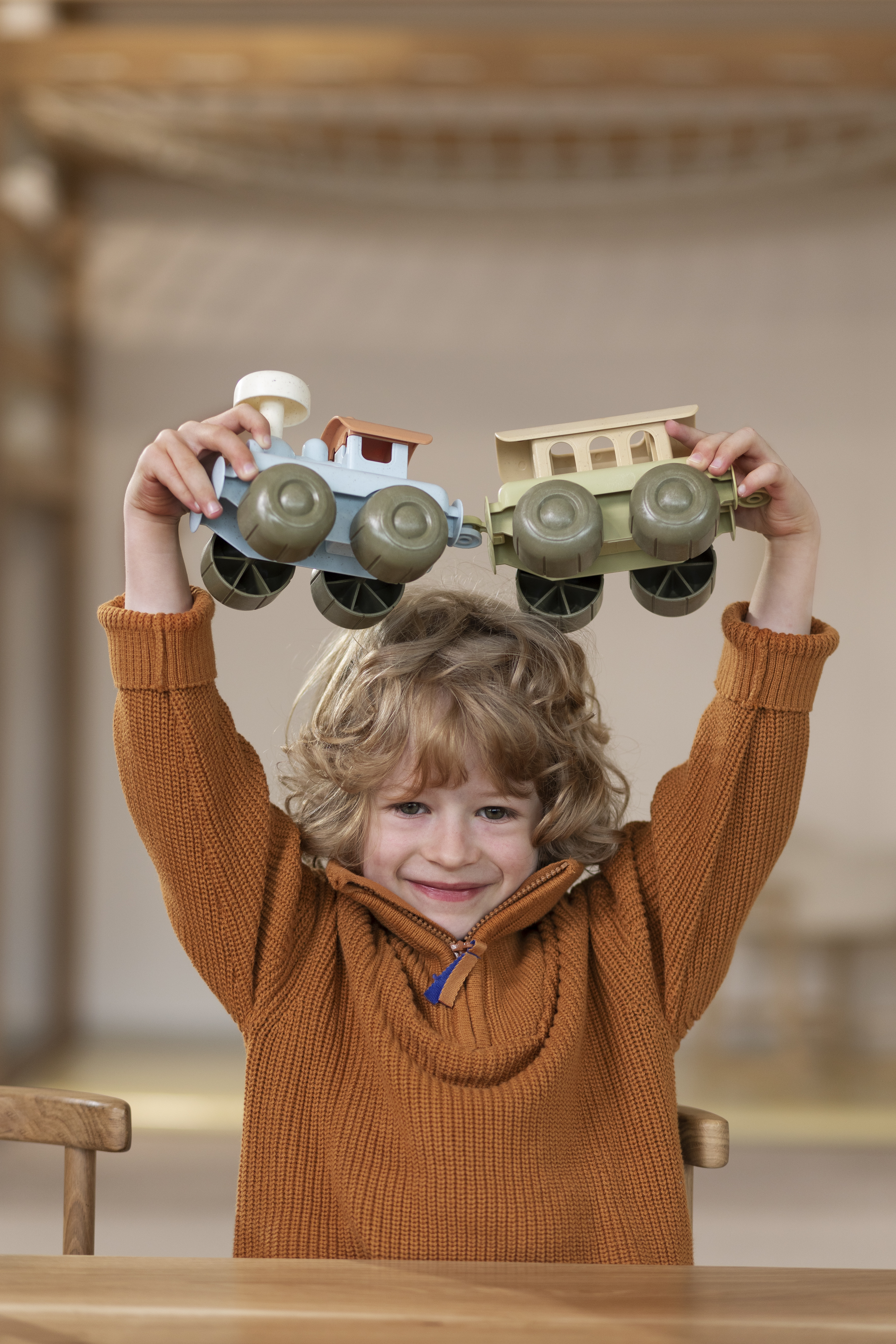 Uşaq əylənərək öyrənir